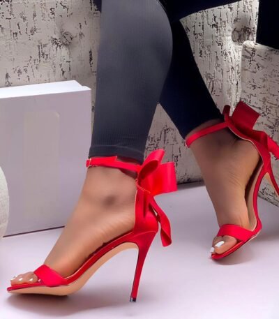Buy trendy type in Nigeria and explore the best online store for clothes and shoes in Nigeria