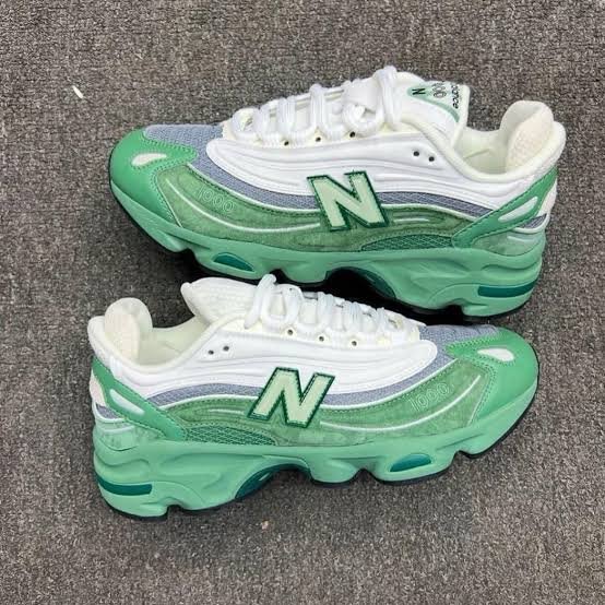 New Balance 9060 "Mint Cloud"